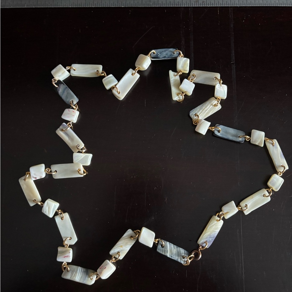 Mother of Pearl vintage necklace